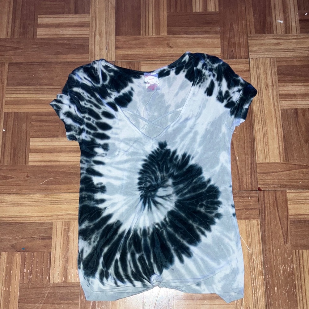v shirt